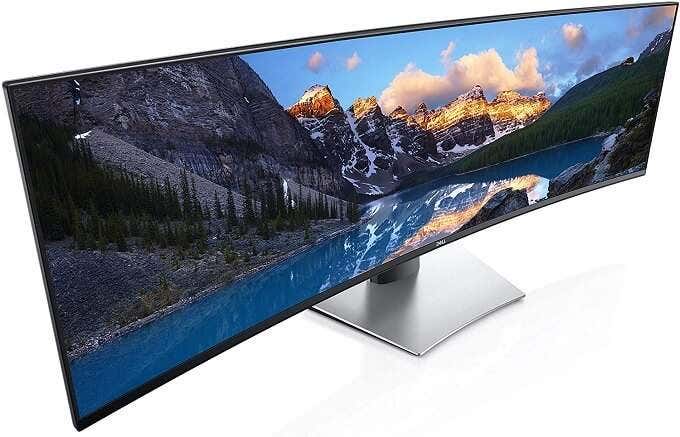 Is a Curved Monitor Better? The Pros Vs. The Cons image 6